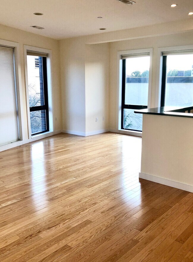 Foto del edificio - 919 Beacon St