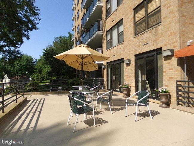 Foto del edificio - 1600 Hagys Ford Rd
