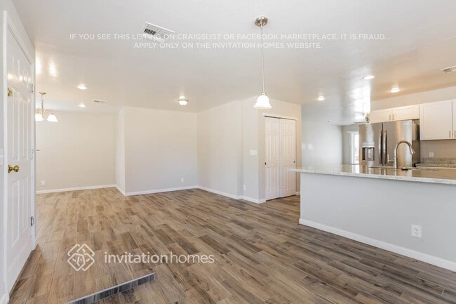 Foto del edificio - 816 E Mountain View Rd