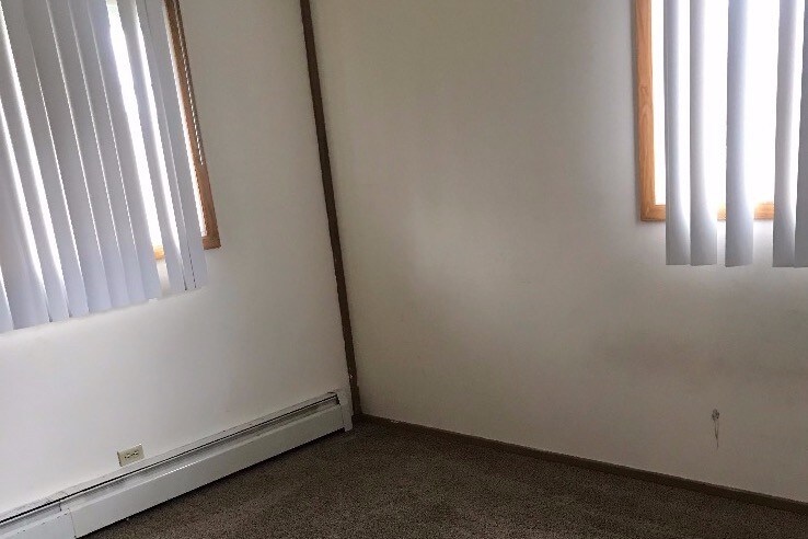 Building Photo - 12 W Vista Blvd