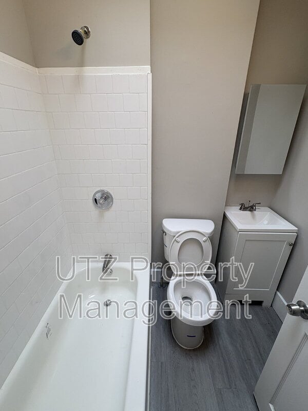 Building Photo - 2213 Belair Rd