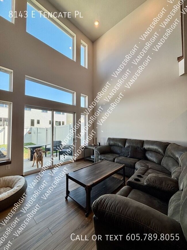 Building Photo - 8143 E Tencate Pl