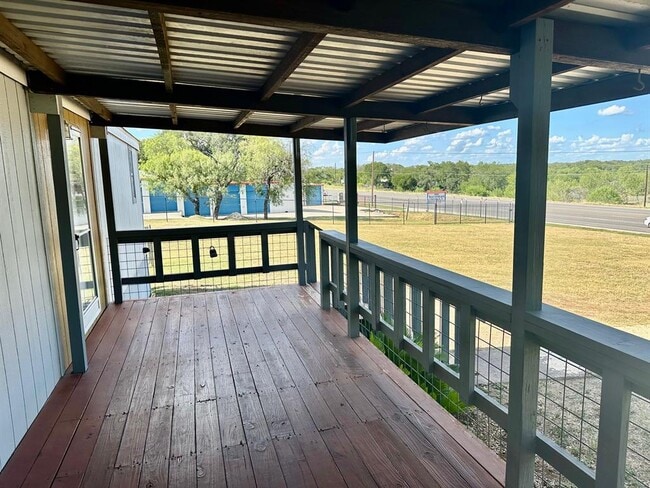Building Photo - 1780 Farm to Market 1626