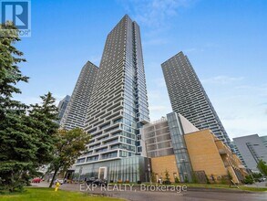 Building Photo - 898 Portage Pkwy