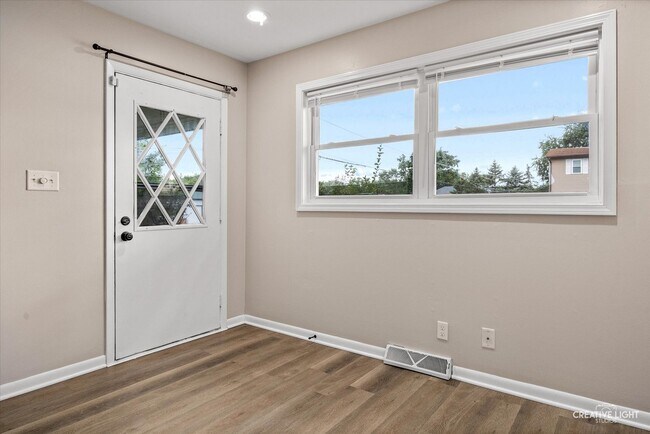 Building Photo - 1706 Willow St