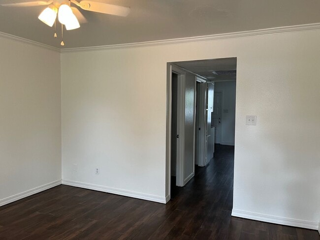 Building Photo - Timber Cove Townhomes