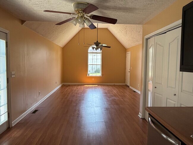 Foto del edificio - 4914 Camborne Cir