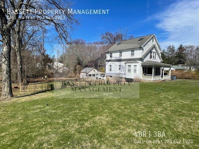 Building Photo - 1400 Ridge Rd