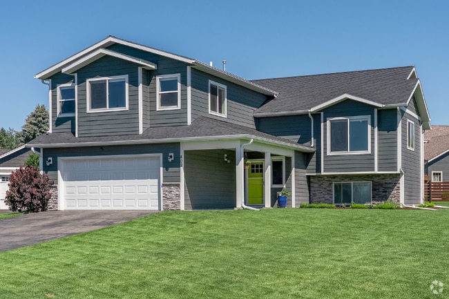Building Photo - 402 Mill Creek Ct