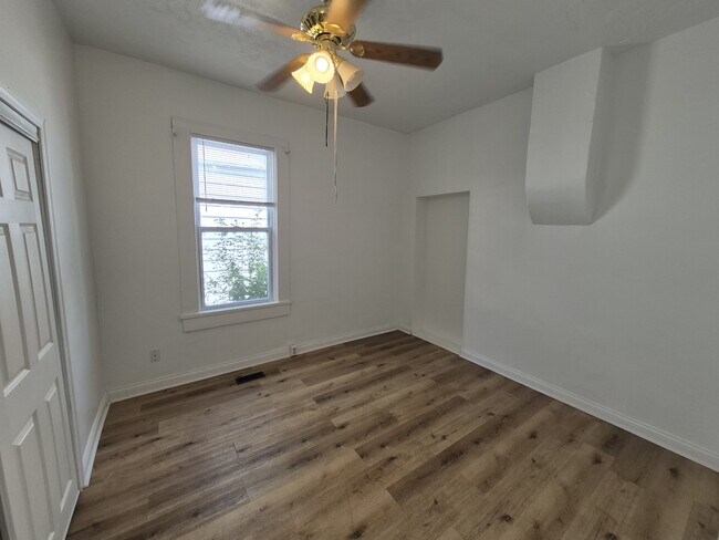 Foto del edificio - 526 Corwin St