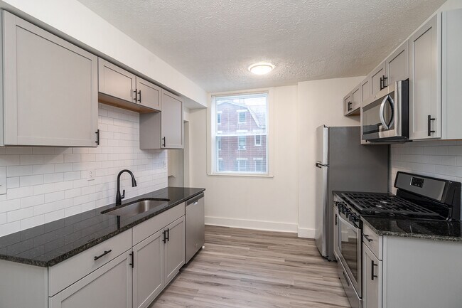 Foto del edificio - 540 Purcell Ave