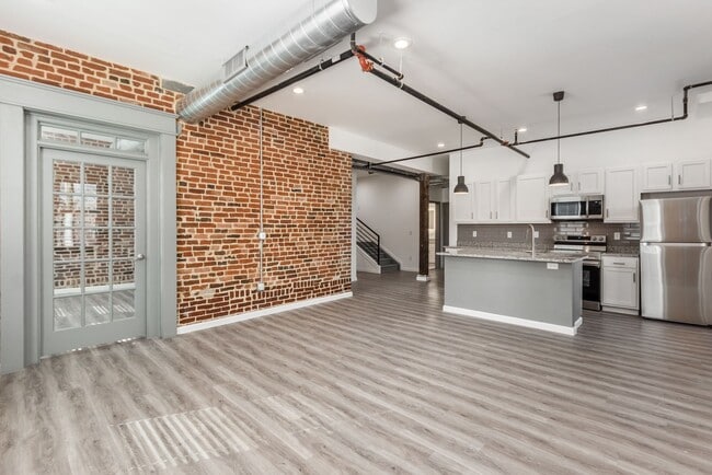 Building Photo - The Residences at 218 E Main St