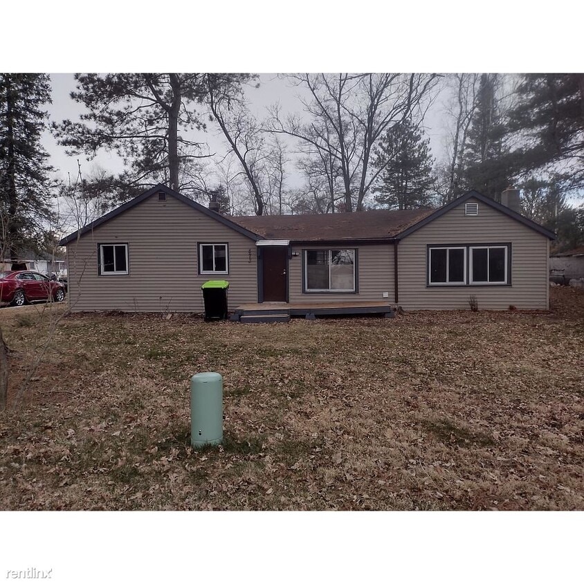 473 Myrtle St, Gladwin, MI 48624 House Rental in Gladwin, MI