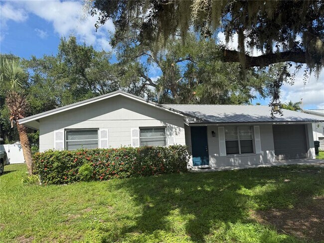 Foto del edificio - 3412 Spainwood Dr