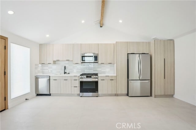 Foto principal - 13218 Otsego St