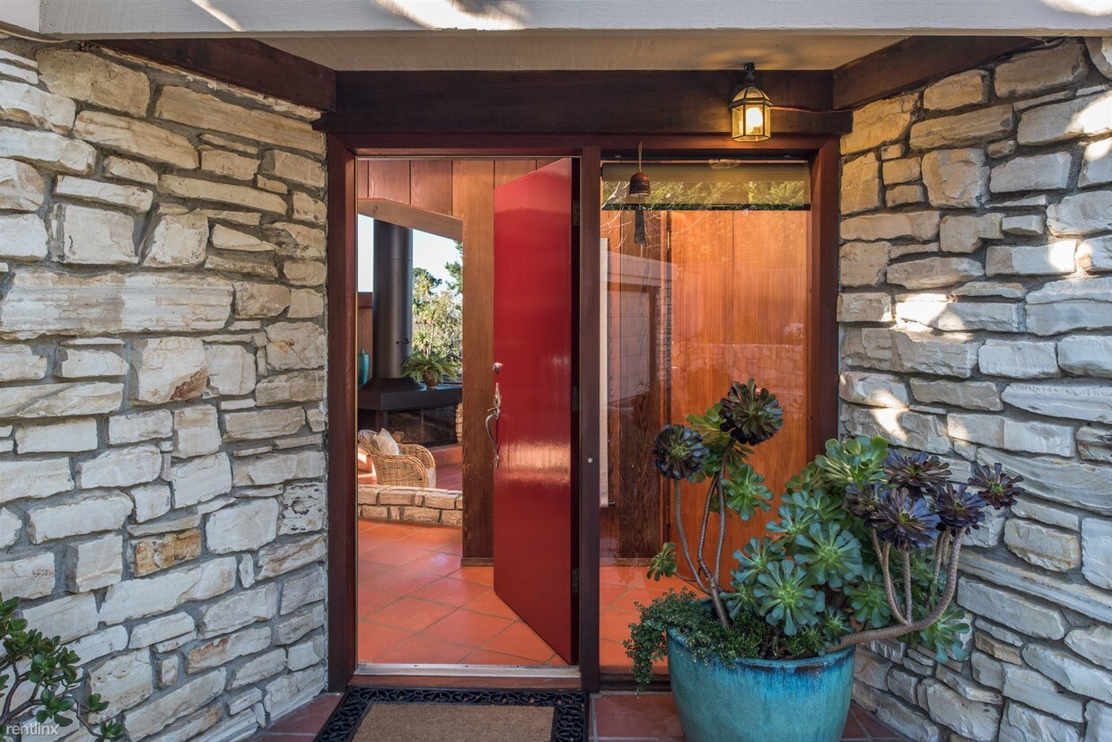 5 Yankee Point Dr, CarmelbytheSea, CA 93923 House Rental in Carmel