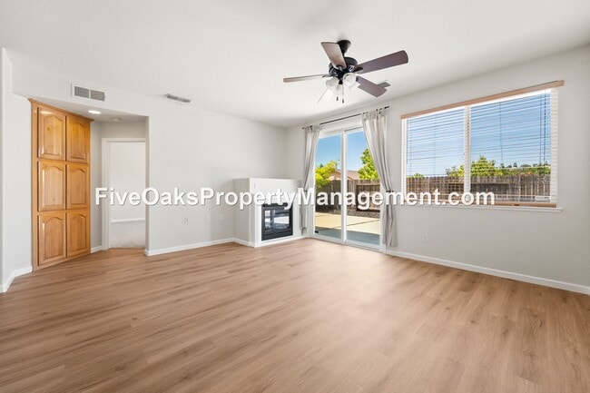 Building Photo - 2262 Zittel Dr