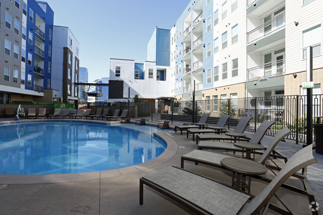 City House Apartments Denver, CO