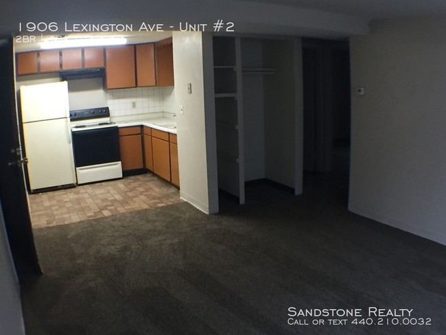 Building Photo - 2 BR, Central Air, Section 8 OK!