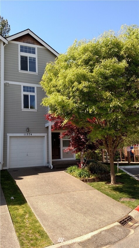 Primary Photo - 11574 SE 170th Ct