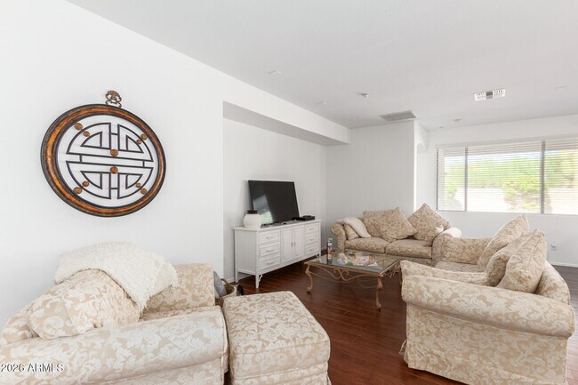 Foto del edificio - 12122 W Dove Wing Way