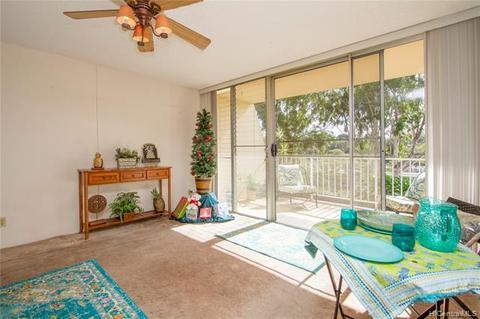 Building Photo - 95-2044-2044 Waikalani Dr