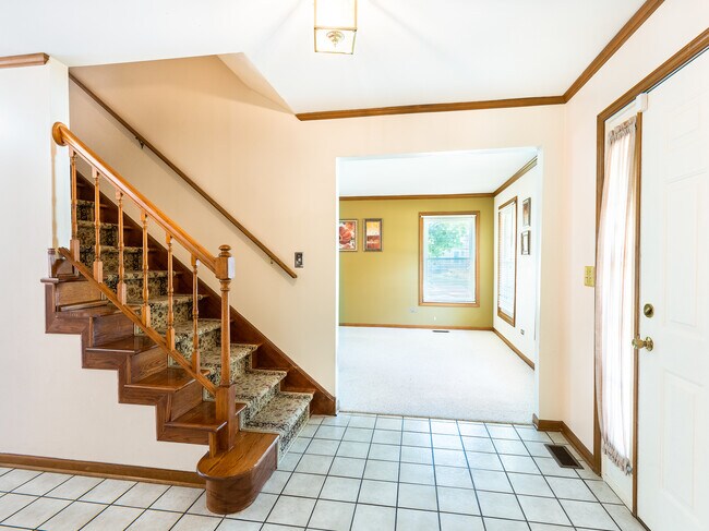 Building Photo - 1712 Freedom Ct