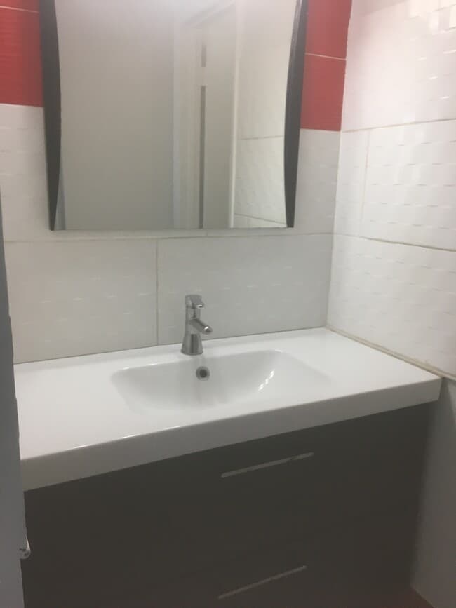 Building Photo - 890 W 39th Pl