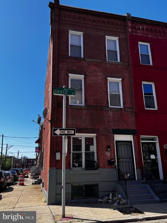 Building Photo - 2036 N Gratz St