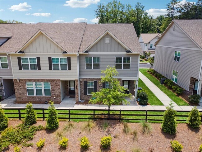 Foto del edificio - 6761 Cedar Glen Rd