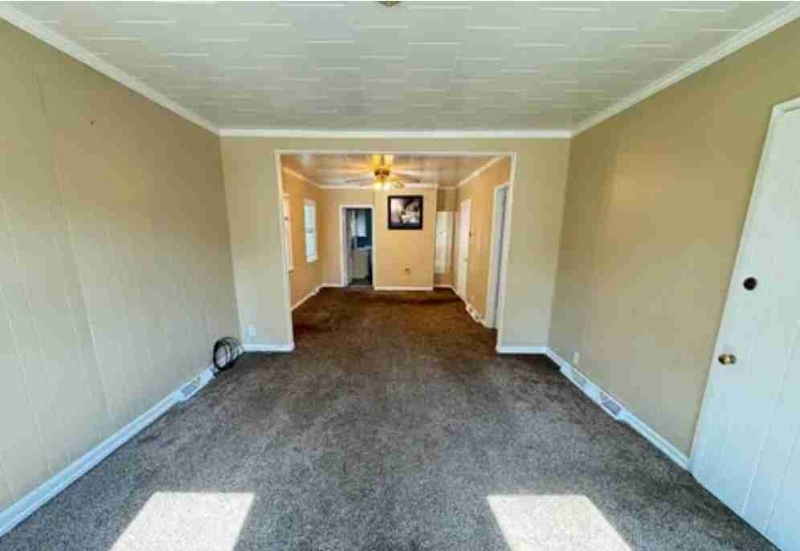 Primary Photo - 485 3rd Ave