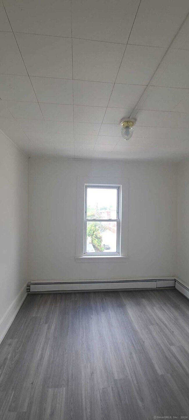 Foto del edificio - 741 Park St