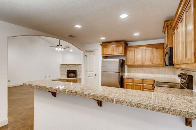 Foto del edificio - 300 Venture Blvd S