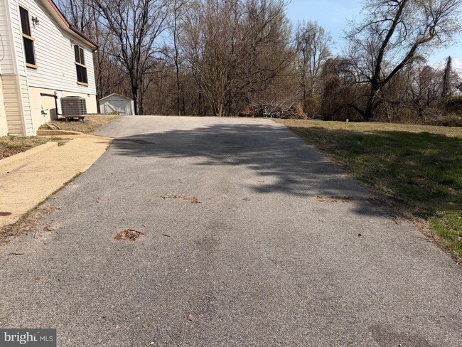 Foto del edificio - 7285 Clyde Jones Rd