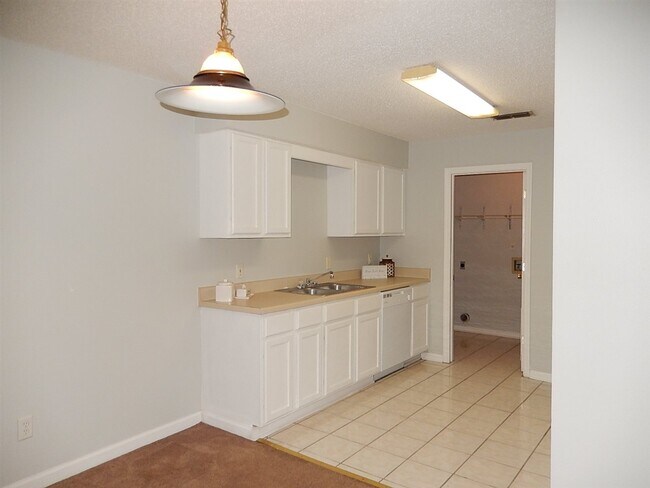 Building Photo - 1532 Patrick Ave