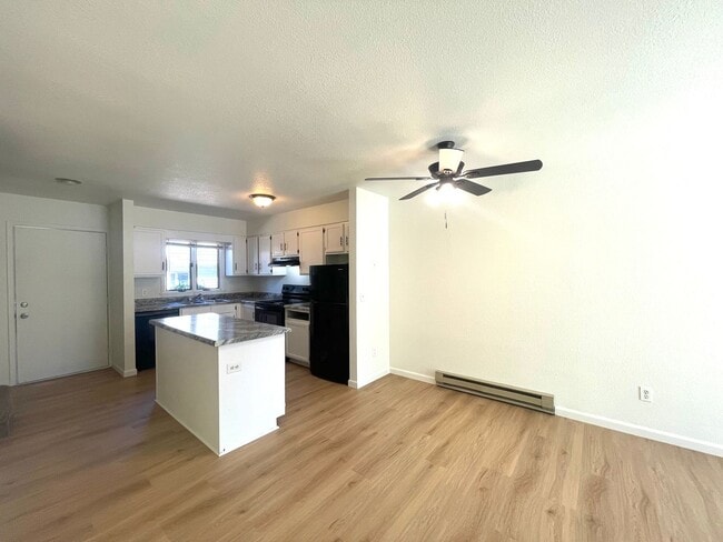 Building Photo - Nice townhome in Prescott