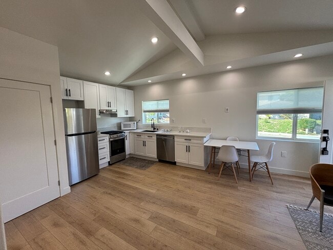 Foto del edificio - 6038 Maury Ave