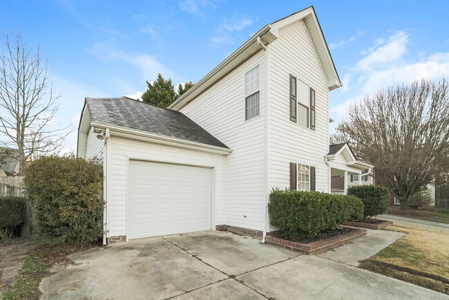 Building Photo - 5906 Prestwick Ln