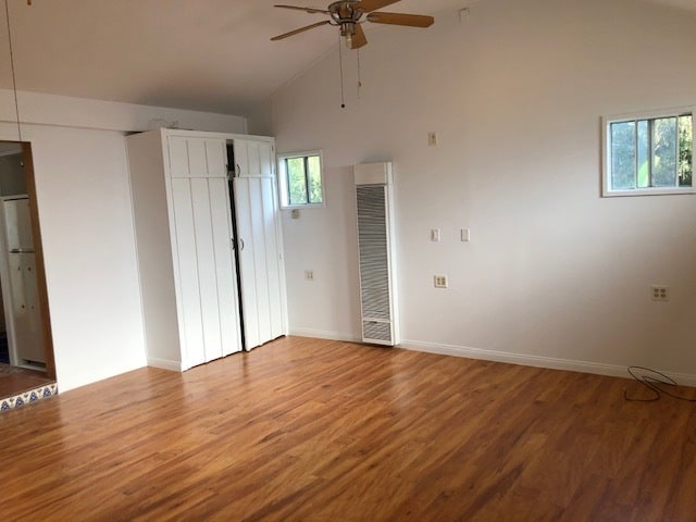 Primary Photo - 2818 S Barrington Ave