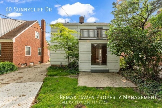 Building Photo - 60 Sunnycliff Dr , Euclid-  Stunning 3 bed...