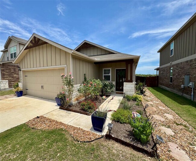 Building Photo - 546 Pepperbark Loop