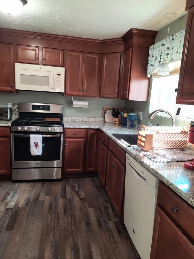 Building Photo - 52 Liberty St