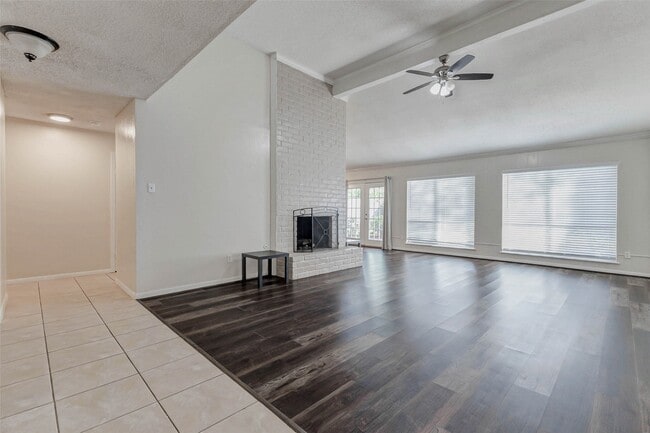Building Photo - 1018 Rock Canyon Dr