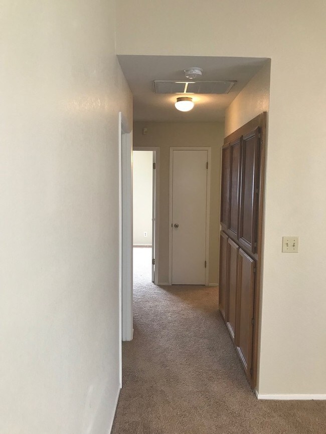 Building Photo - 8280 Winkler Way