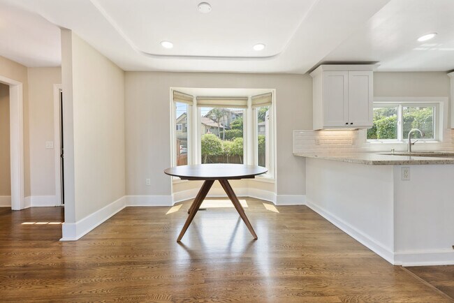 Foto del edificio - 3447 Goldfinch St