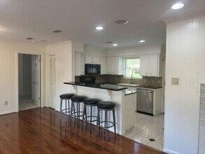 Building Photo - 26 Champions Colony W