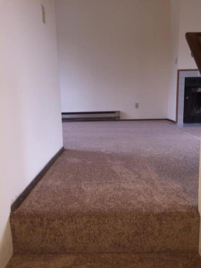 Building Photo - 1 bedroom in Seattle WA 98116