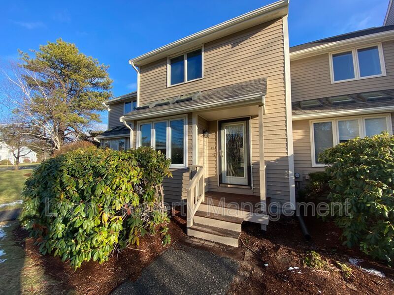 Foto principal - 404 Maple Brook Rd