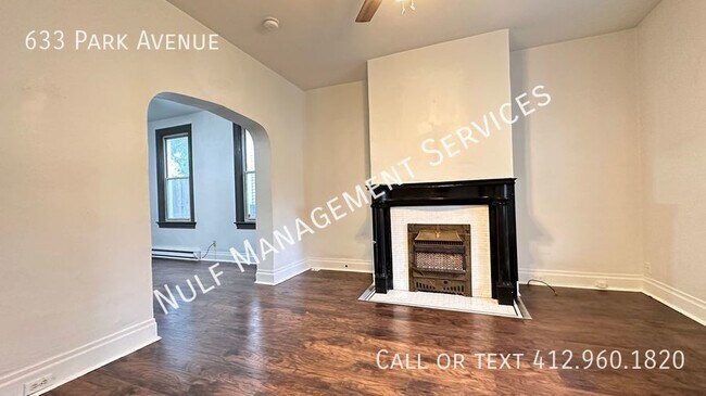 Building Photo - Avalon 2bed/1bath in a converted Victorian...