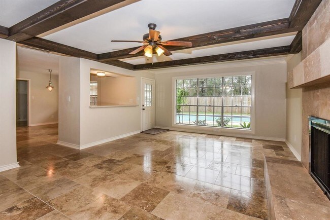 Foto del edificio - 1422 Grand Valley Dr